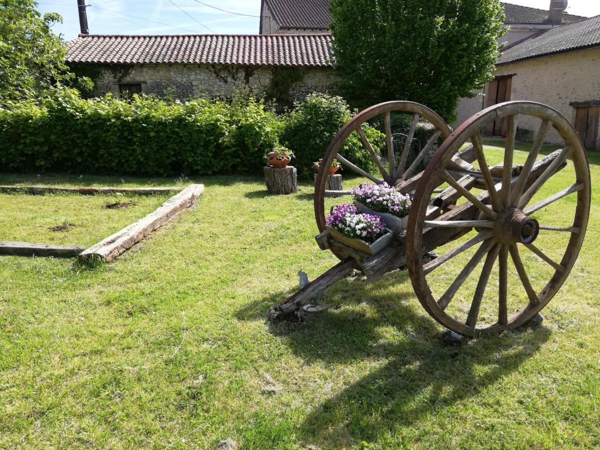 L'Escapade Bed and Breakfast Brantôme Exteriör bild